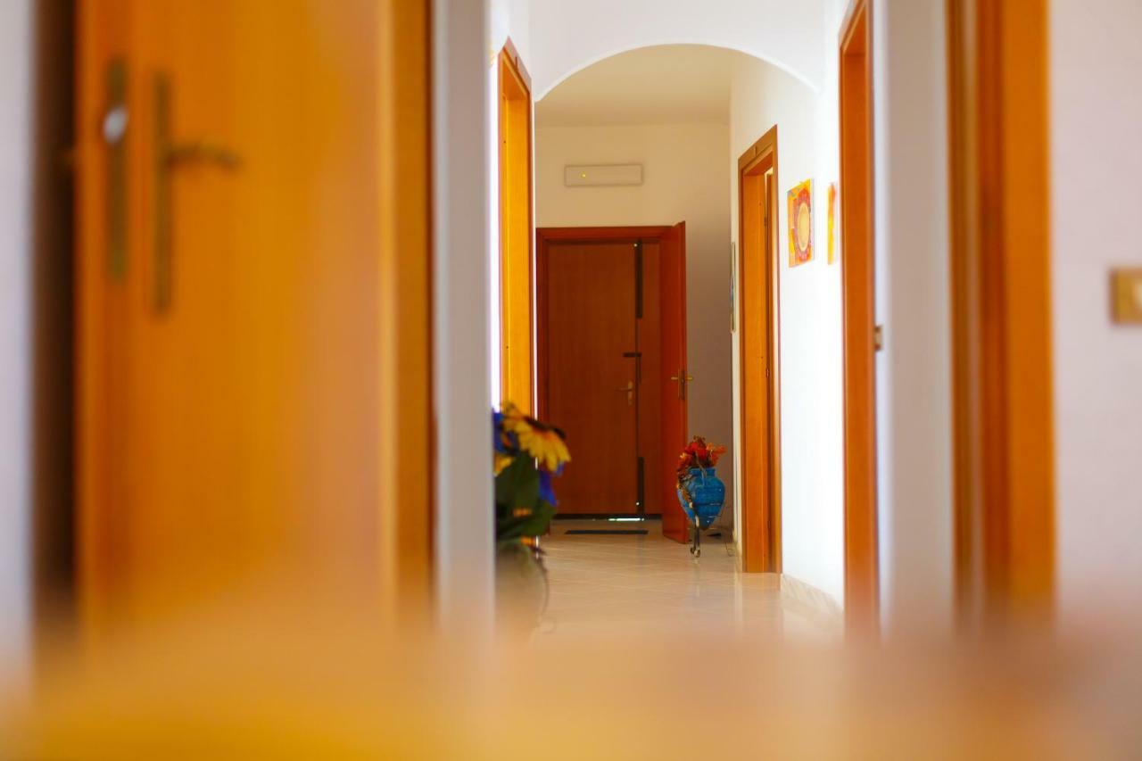Casa Vacanze L'Orizzonte Aparthotel Valderice Ngoại thất bức ảnh