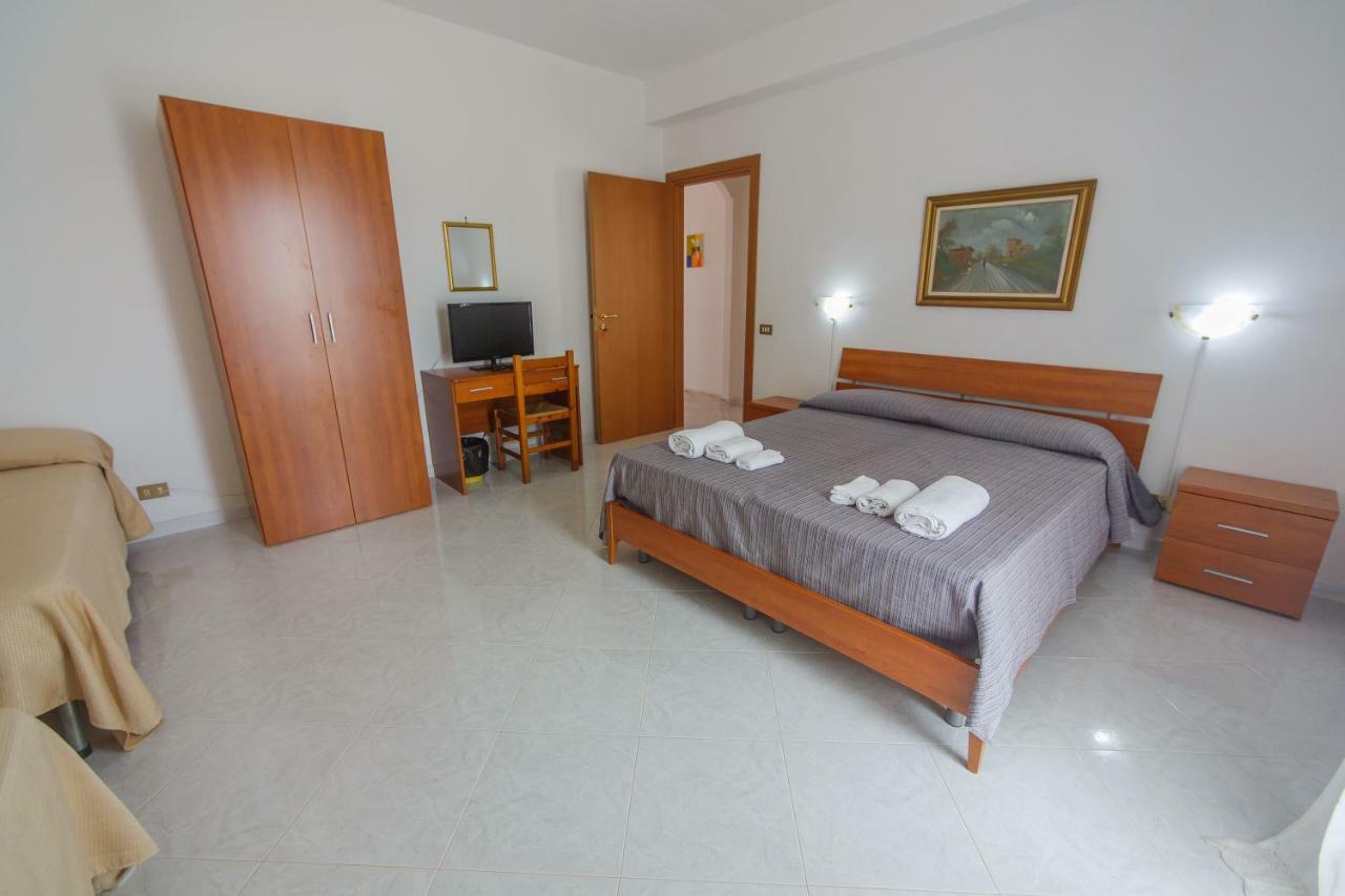 Casa Vacanze L'Orizzonte Aparthotel Valderice Ngoại thất bức ảnh