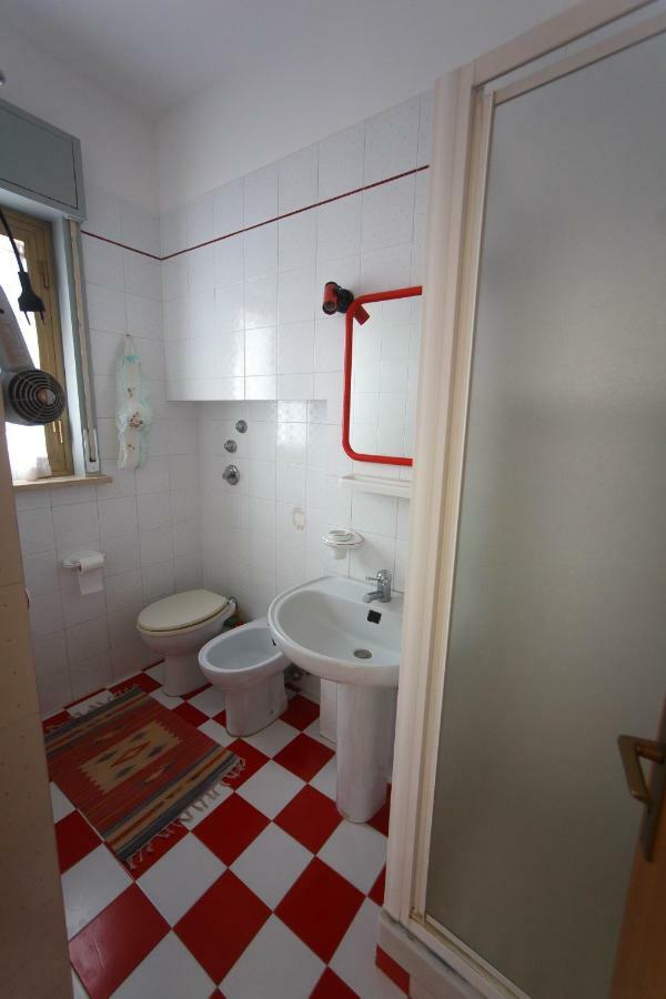 Casa Vacanze L'Orizzonte Aparthotel Valderice Ngoại thất bức ảnh